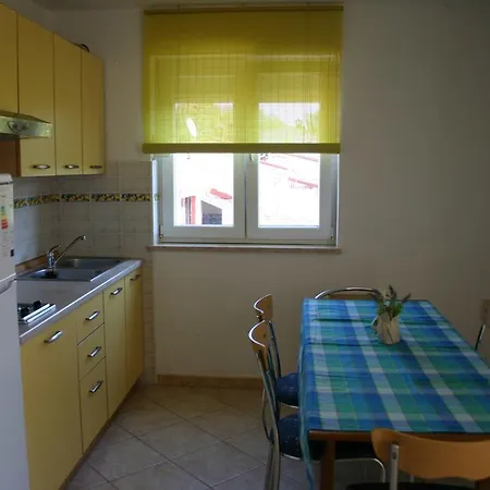 Two-bedroom In Ii *
